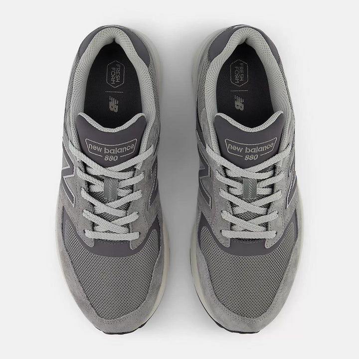 Zapatillas de running New Balance MW880CA6 de corte ancho para mujer