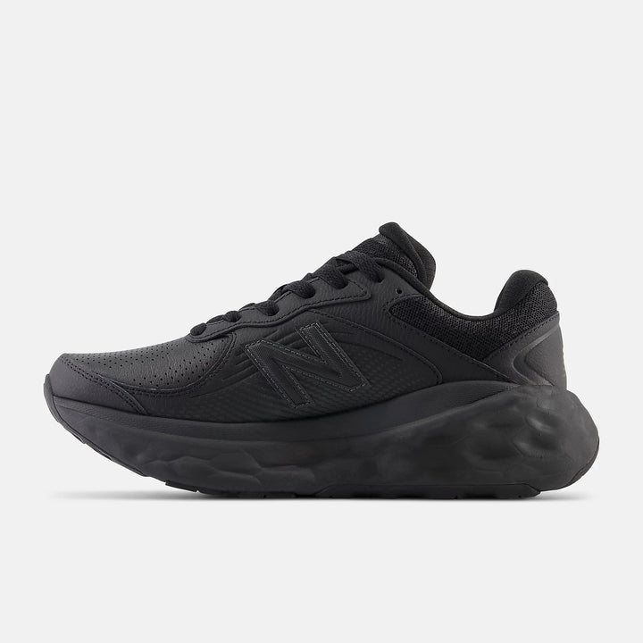 Zapatillas de senderismo New Balance MW840FB1 de corte ancho para mujer, antideslizantes