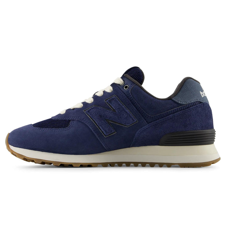 Mens Wide Fit New Balance U5747FO Trainers in Navy - Image 1