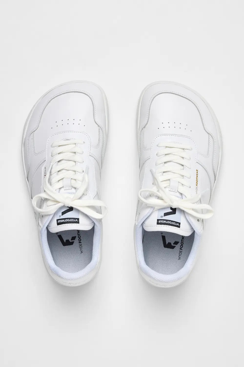 Men's Wide Fit Wydefootwear Nova Trainers in White - Image 4