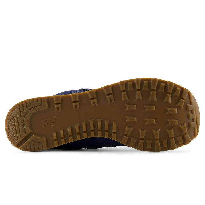 Mens Wide Fit New Balance U5747FO Trainers in Navy - Image 1