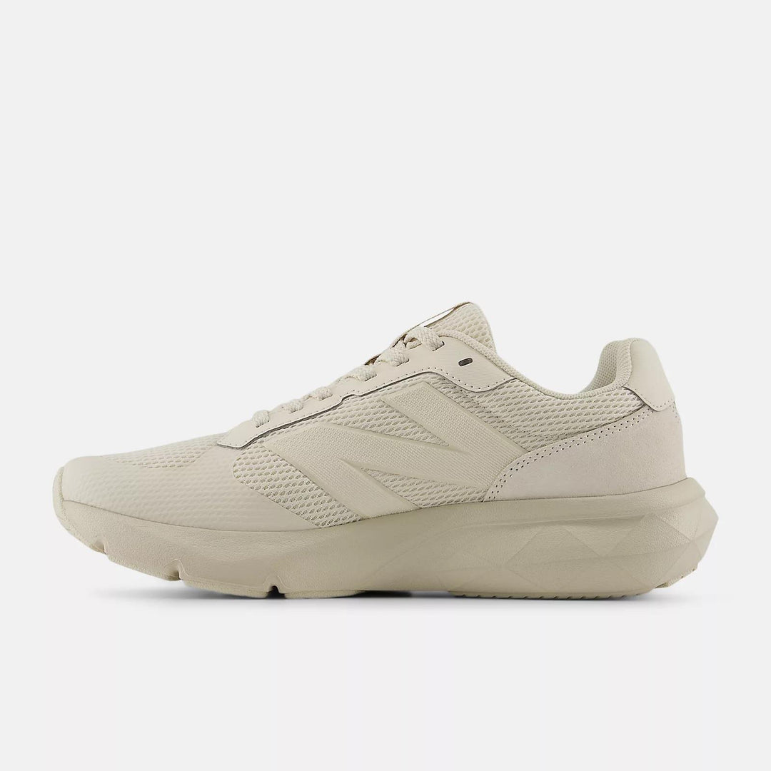 Mens Wide Fit New Balance U8002IH Dynasoft Trainers in Beige - Image 2