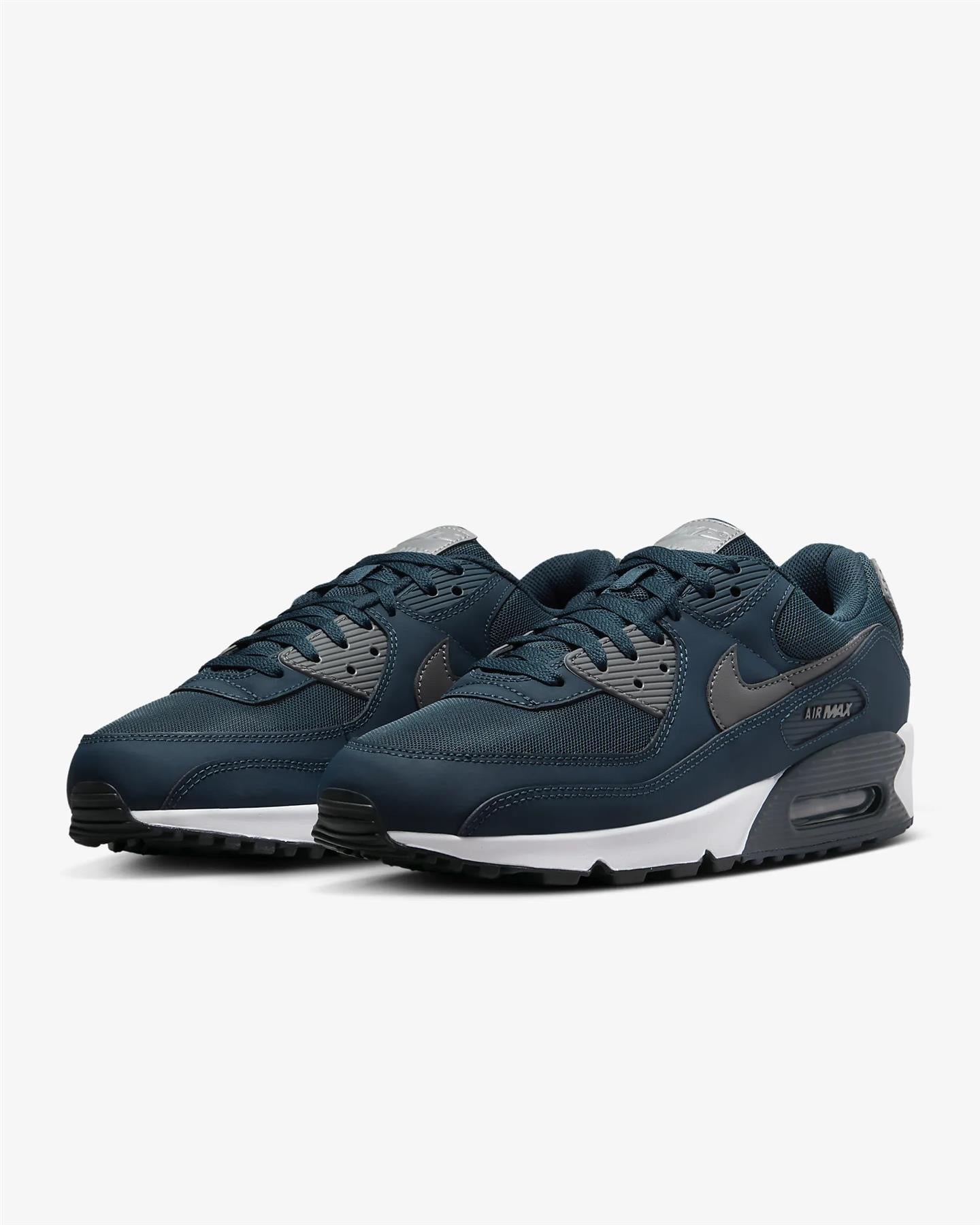 jd blue nike trainers