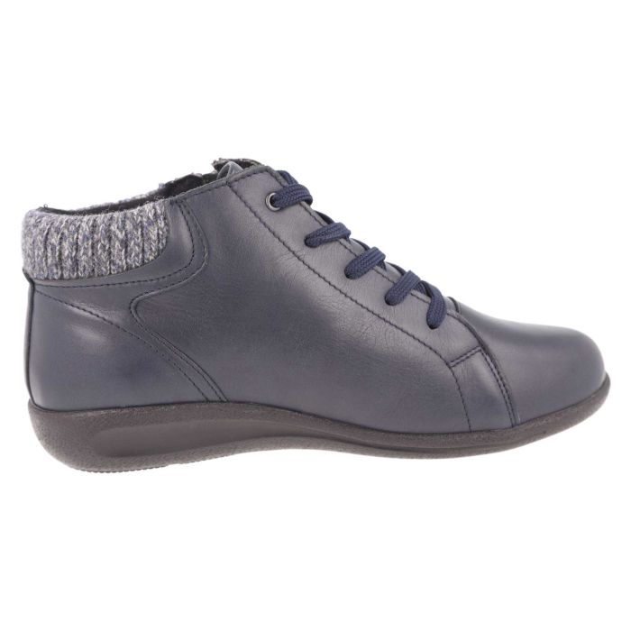 Botas DB Pipit de corte ancho para mujer in Black Stretch Lea - Image 10
