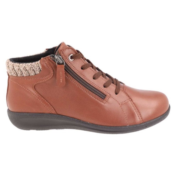 Botas DB Pipit de corte ancho para mujer in Black Stretch Lea - Image 1