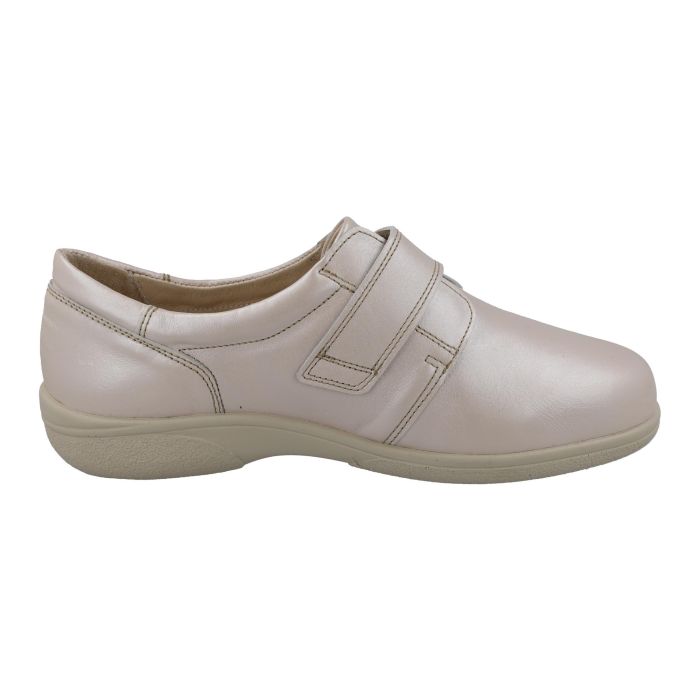 Zapatos DB Rory de ajuste ancho para mujer in Negro - Image 8