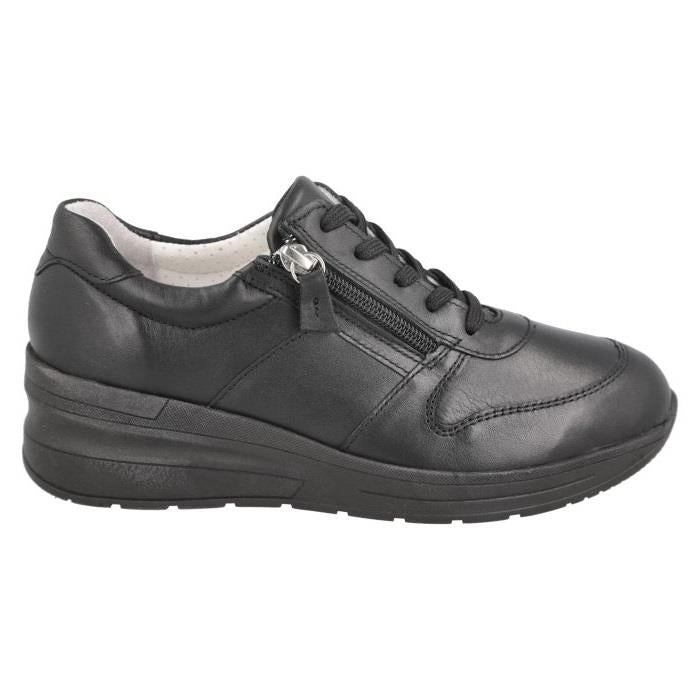 Women's Wide Fit DB Farndish Trainers in Black - Image 1