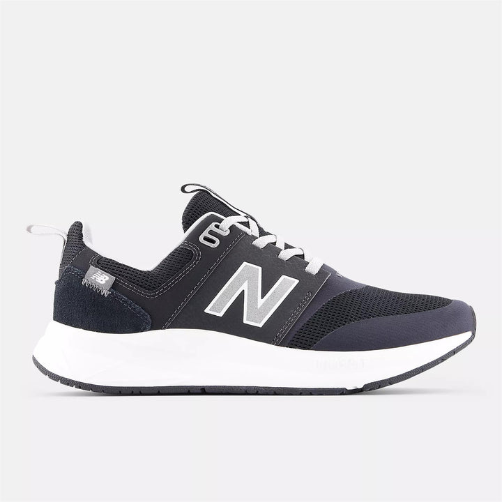 Men's Wide Fit New Balance UA900D Running Trainers