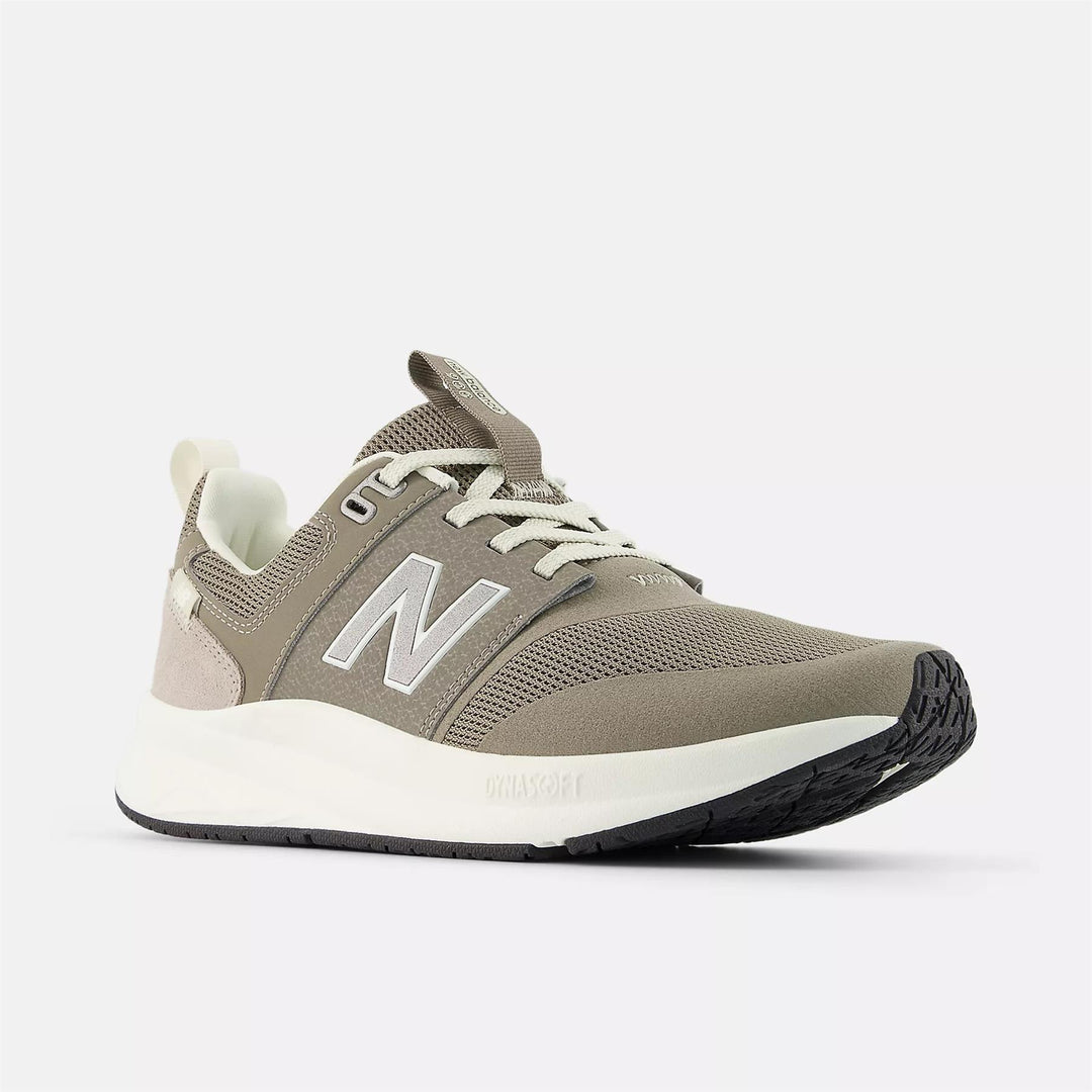 Men's Wide Fit New Balance UA900D Running Trainers