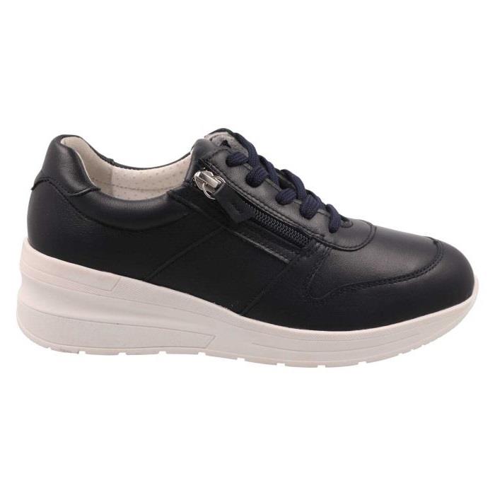 Women's Wide Fit DB Farndish Trainers in Black - Image 5
