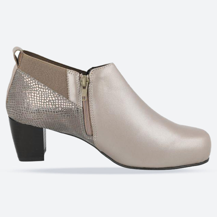 Botas DB Carrie de corte ancho para mujer in Cuero negro - Image 1