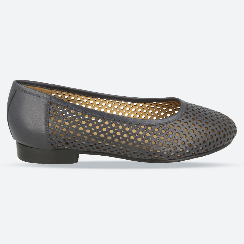 Zapatos DB Emmental de ajuste ancho para mujer in Negro - Image 14
