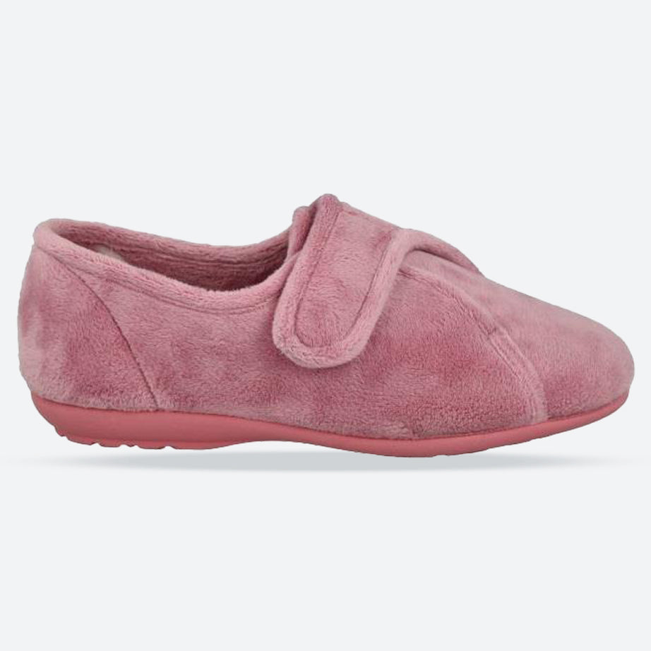 Pantuflas DB Ivy de corte ancho para mujer in Terciopelo negro - Image 18