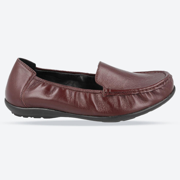 Mocasines Db Partridge de corte ancho para mujer in Cuero negro - Image 1