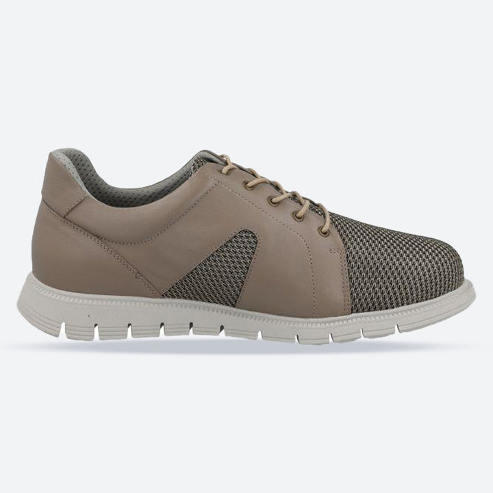 Zapatos DB Phil de corte ancho para hombre in Negro - Image 1