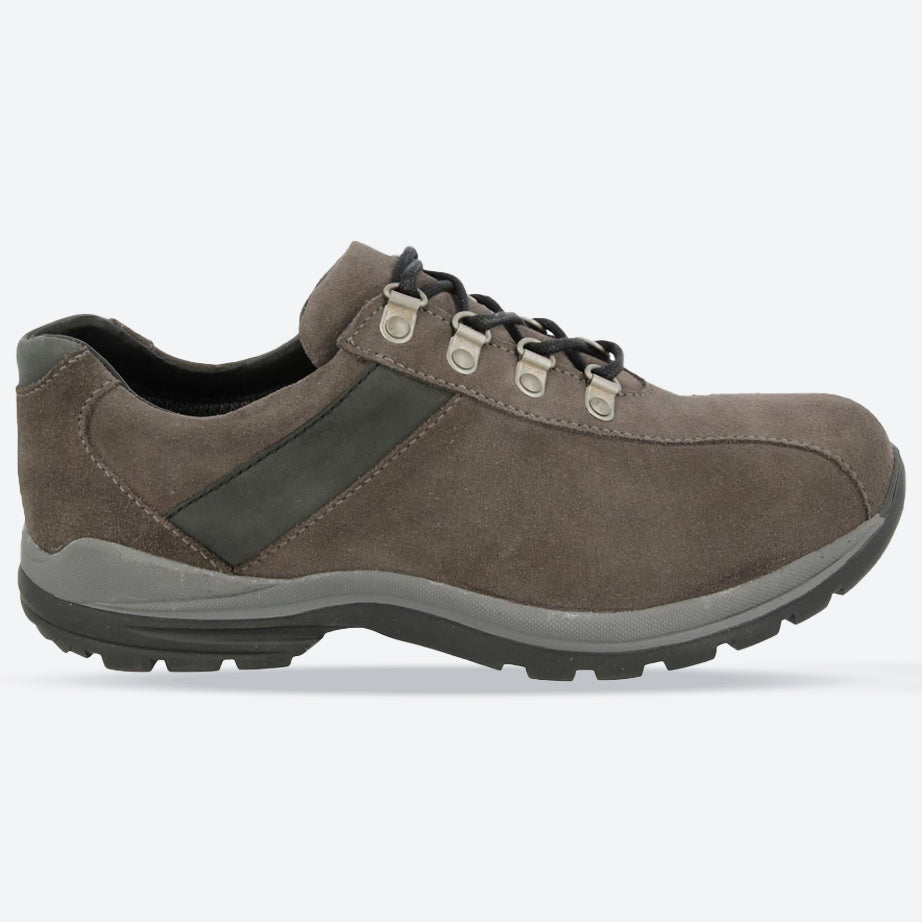 Zapatos de senderismo impermeables DB Utah de ajuste ancho para hombre in Ante marrón - Image 6