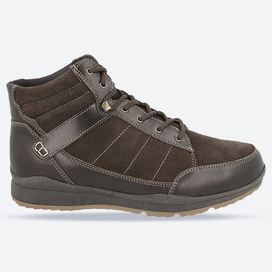 Botas DB Tilbrook de ajuste ancho para hombre in Piel negra/gamuza - Image 9