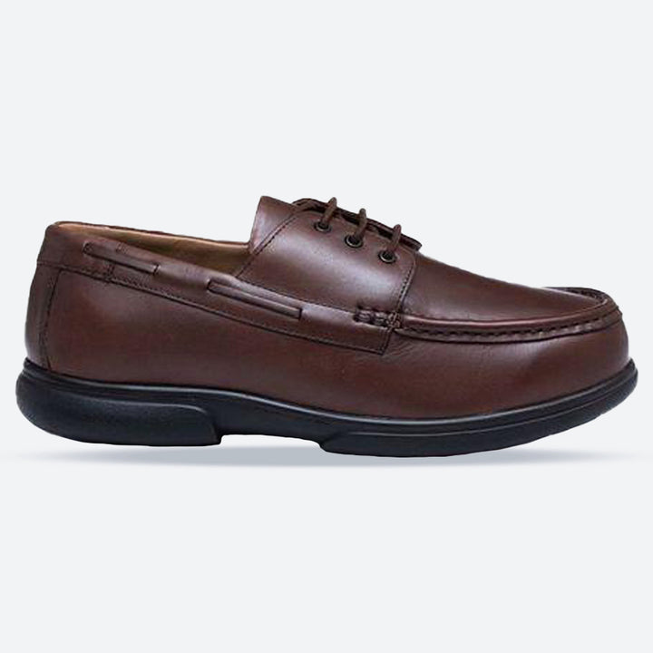 Zapatos náuticos Tredd Well Dean de corte ancho para hombre in Armada - Image 1