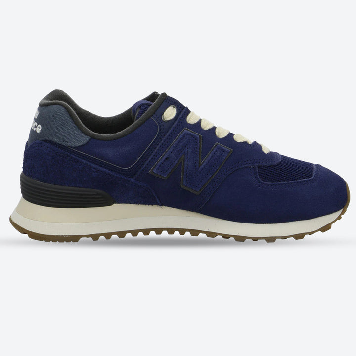 Mens Wide Fit New Balance U5747FO Trainers in Navy - Image 1