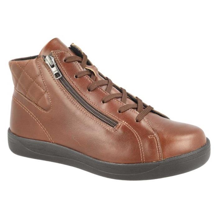 Women's Wide Fit DB Levisham Boots in Black Leather - Image 1