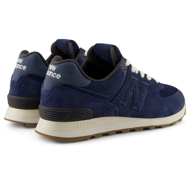 Mens Wide Fit New Balance U5747FO Trainers in Navy - Image 1