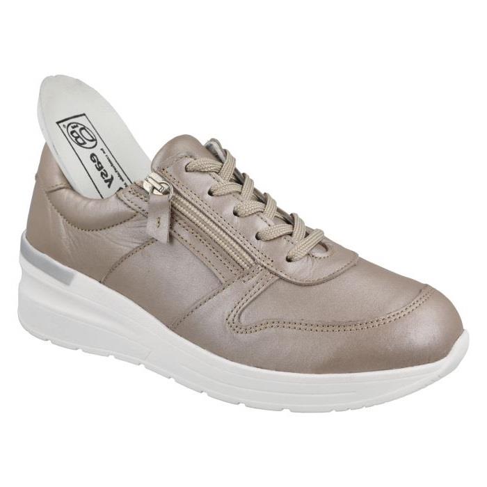 Women's Wide Fit DB Farndish Trainers in Black - Image 13