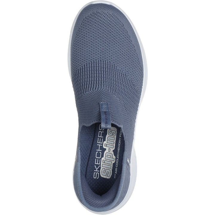 Zapatillas Skechers 149708 Slip-ins Ultra Flex 3.0 Cozy Streak de corte ancho para mujer in Negro - Image 1