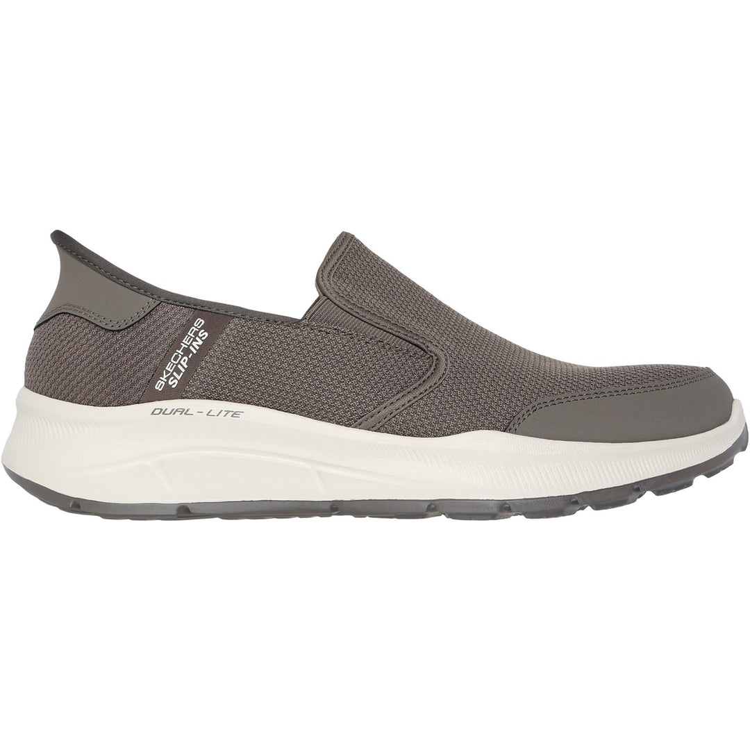 Zapatillas Skechers 232926 Slip-ins Equalizer 5.0 Drayze de corte relajado para hombre in Negro - Image 13
