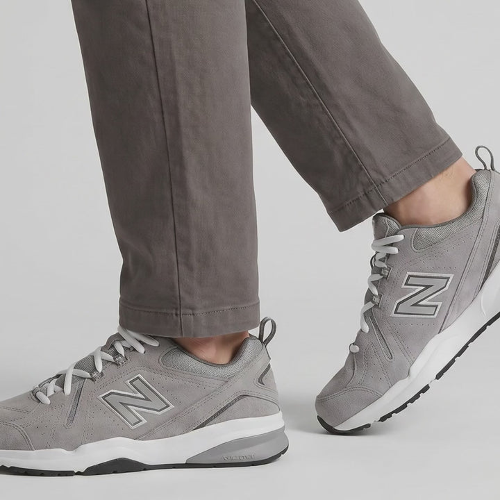 Zapatillas New Balance MX608UG5 de corte ancho para hombre - ABZORB in Gris - Image 1