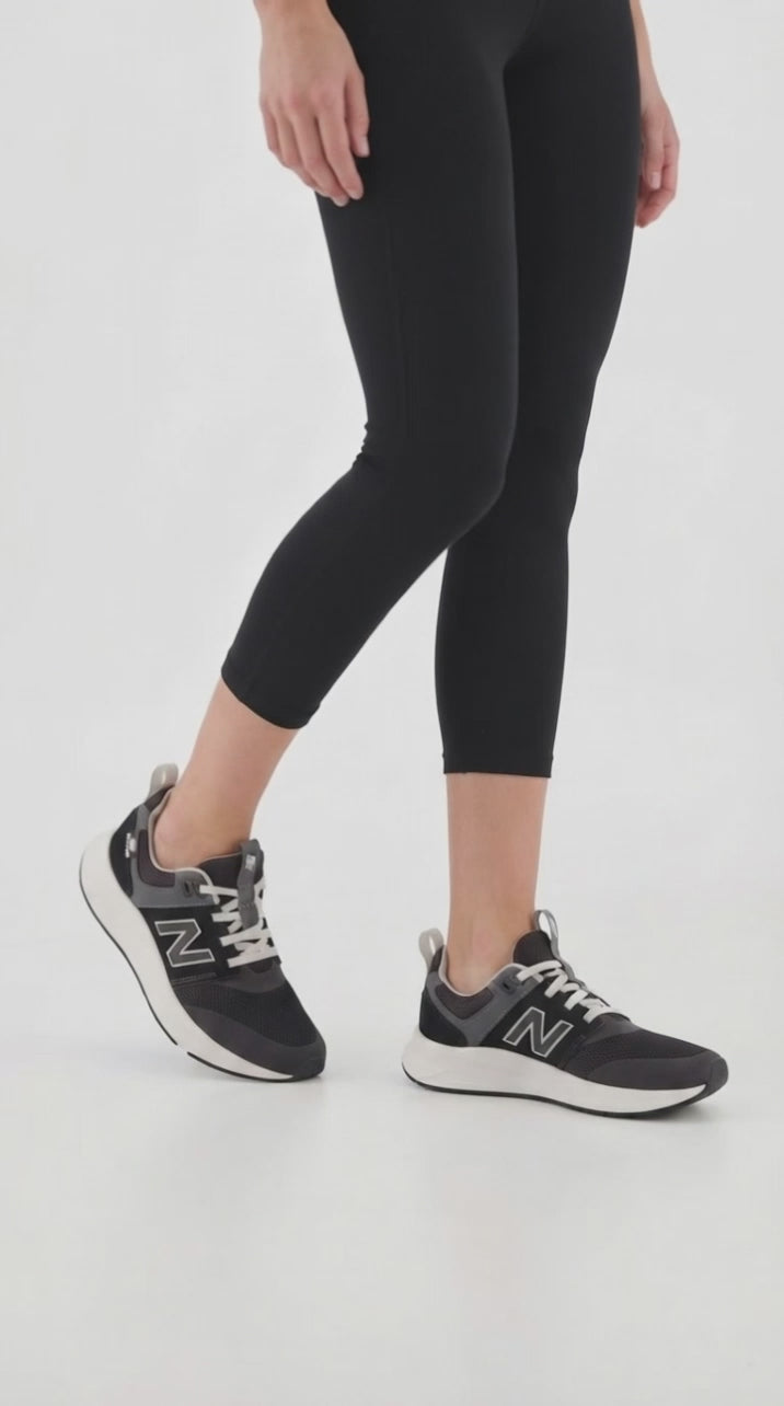 Men's Wide Fit New Balance Dynasoft U9005G9 Walking/Running Trainers in Black - Image 1