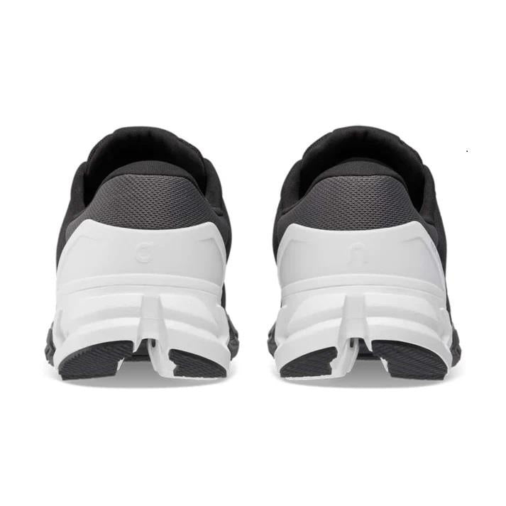Zapatillas para caminar de ajuste ancho On Running Cloudflyer 4 para hombre